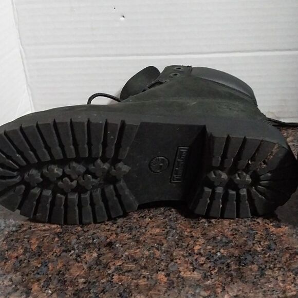 TIMBERLAND BOOTS...SIZE 2...EUC - Picture 6 of 9